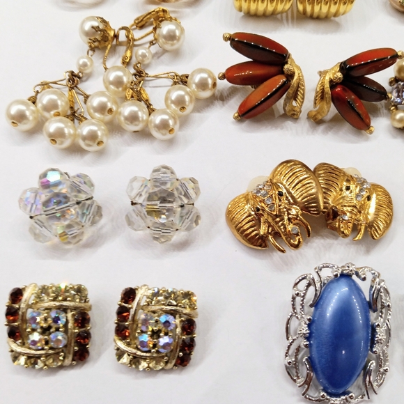 Vintage Earring Lot 15 prs Clip Screwback - Bogoff Sarah Cov Erwin Pearl Trifari - Picture 3 of 11